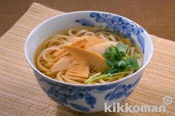 たけのこと三つ葉のうどん