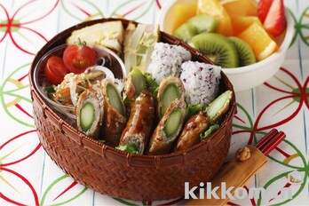 くるくるポークのてりやき弁当（てりやきのたれ使用）