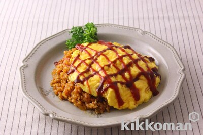 Wソースオムライス