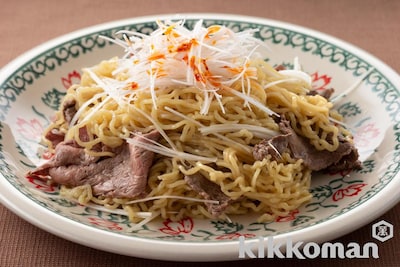 写真:牛肉とねぎの和え麺