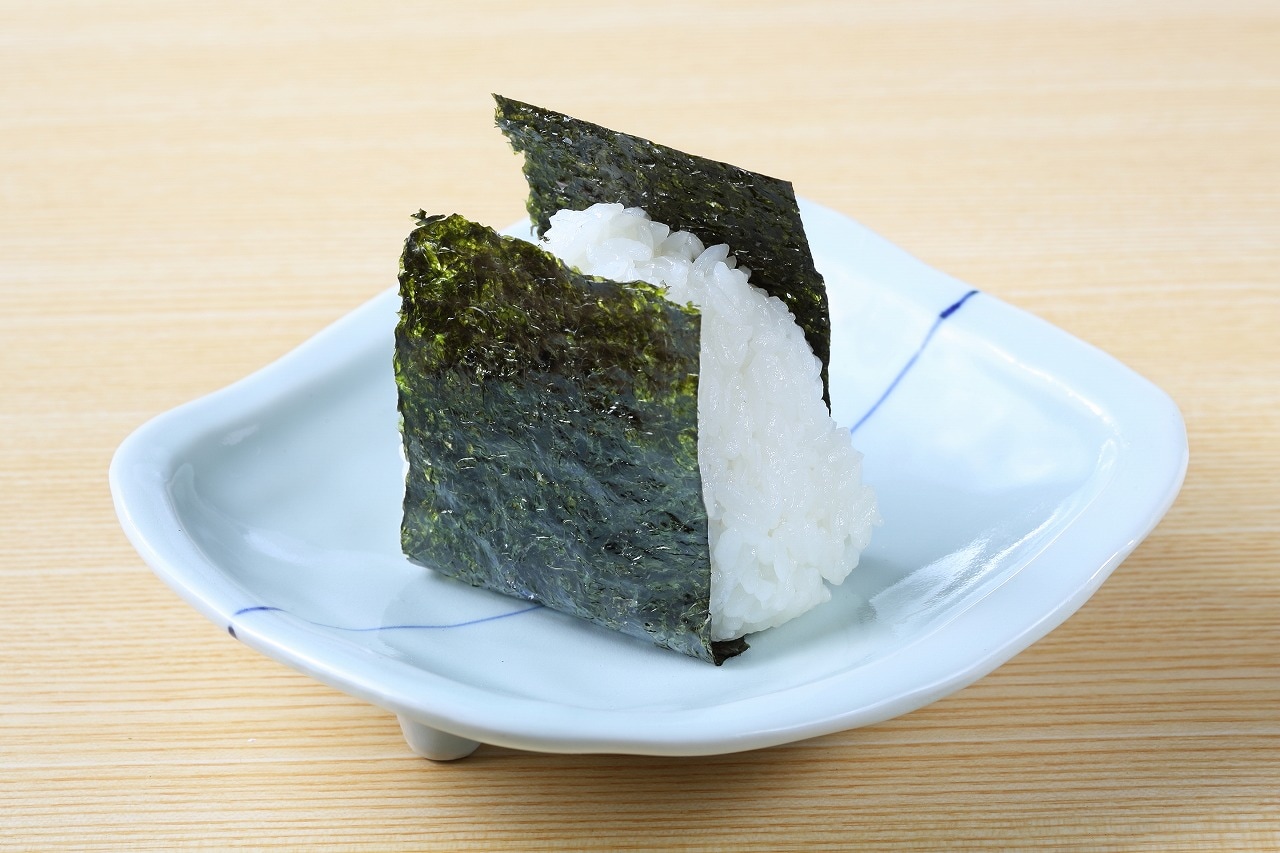 基本の塩おにぎり