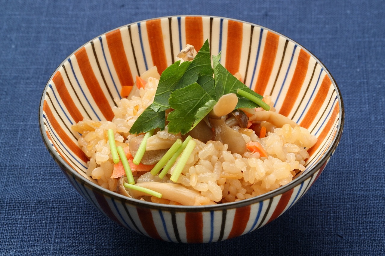 秋鮭ときのこの炊き込みご飯