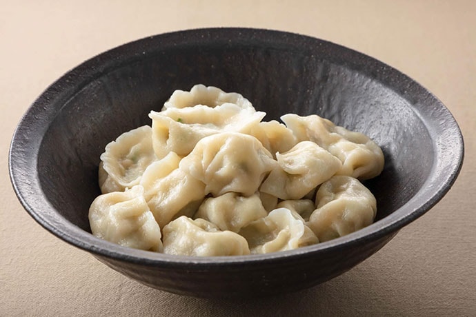 れんこんと豚肉の水餃子とせりと鶏肉の水餃子