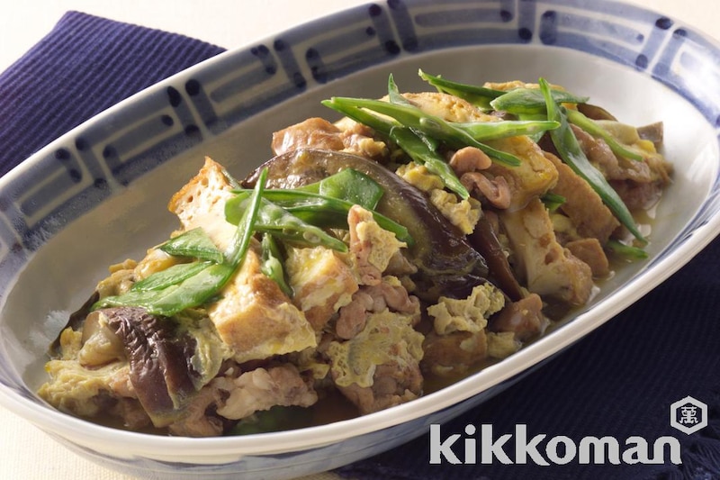 さっと炒め煮で簡単に!なすと豚肉の卵とじ