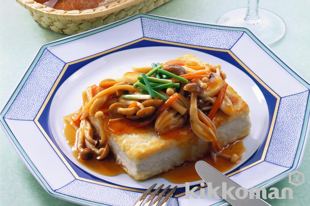 豆腐ステーキ　きのこソース【しめじ・えのき・しいたけ】