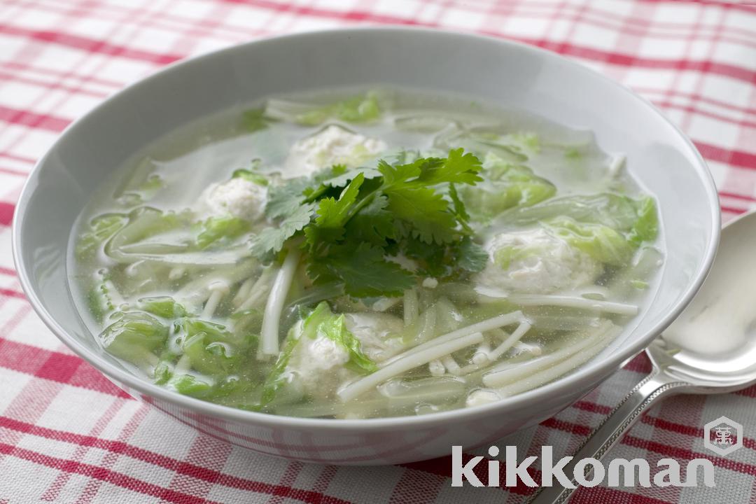 タイ風白菜スープ【ナンプラー香る野菜たっぷり人気味】