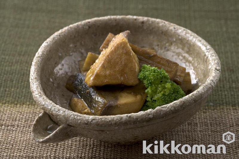ぶりとごぼうの煮物 カレー風味