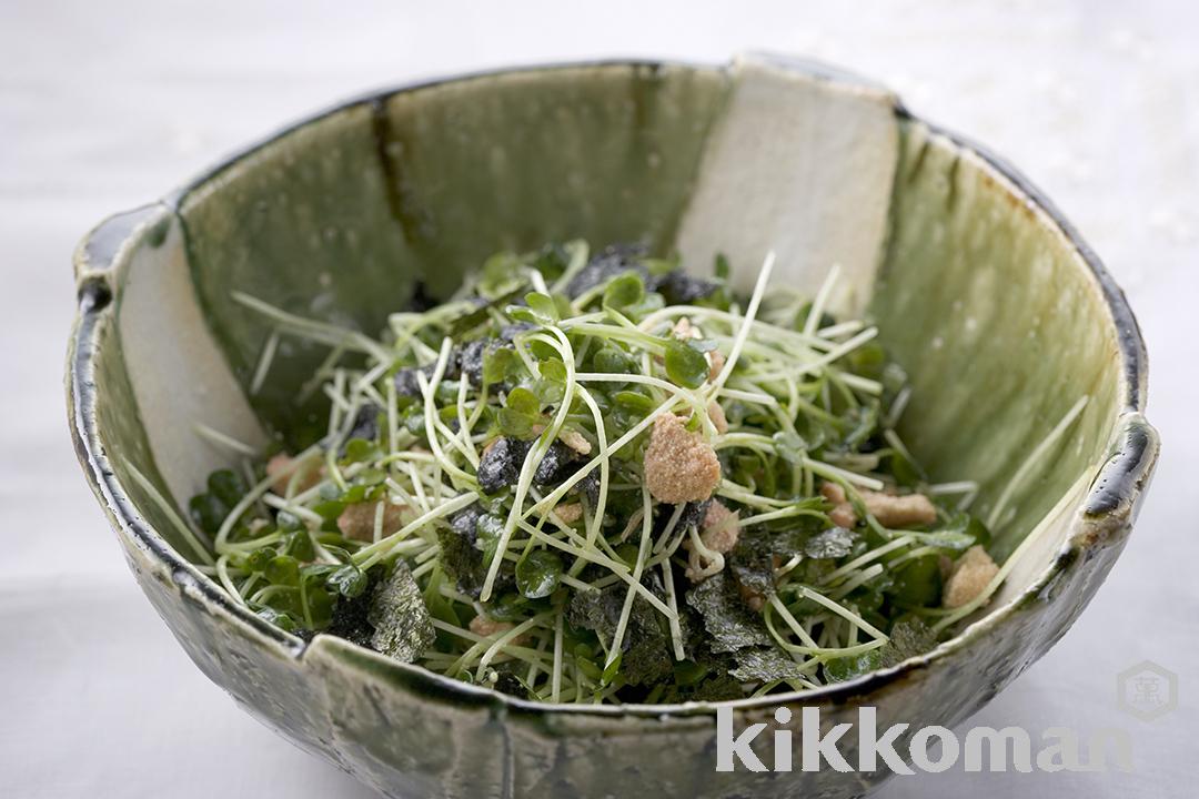 貝割れ菜とのり、焼きたらこのサラダ