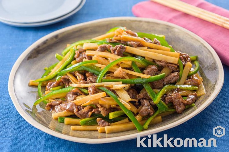 青椒肉絲(牛肉とピーマンの細切り炒め)【人気の定番中華】