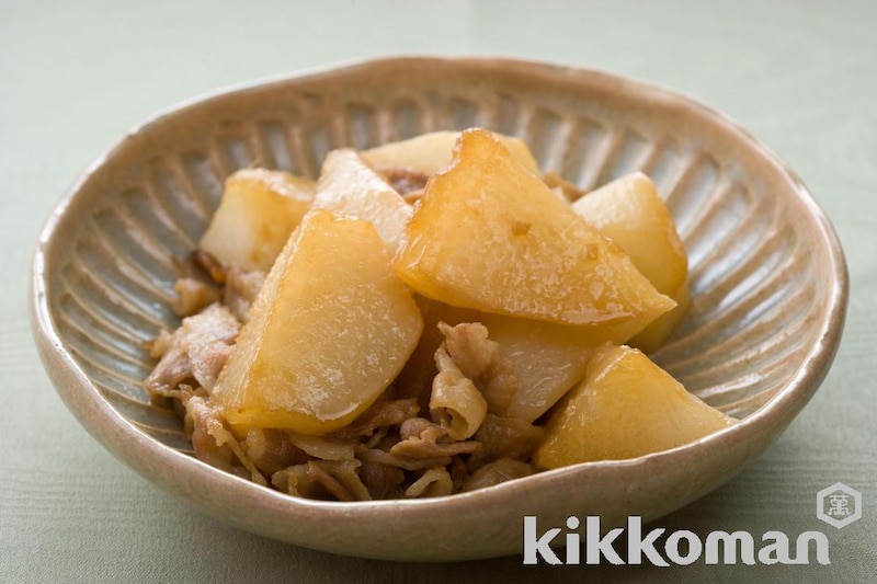 ごま油香る!豚バラ大根【定番人気・甘辛味の煮物】