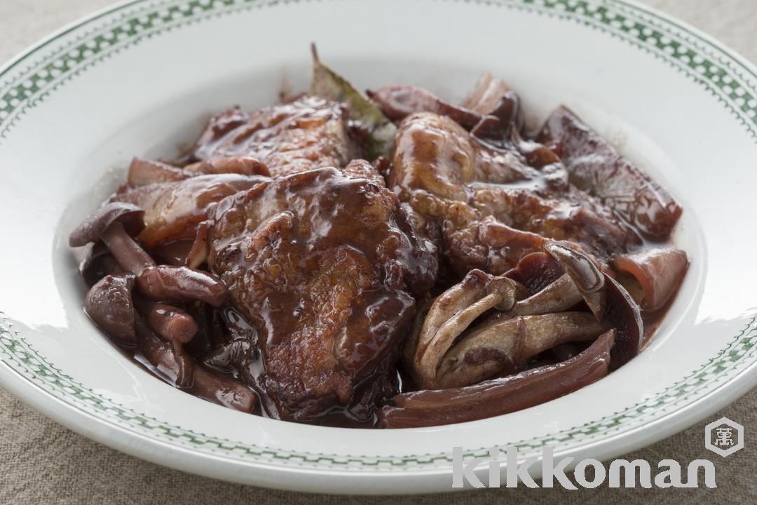 鶏肉の赤ワイン煮