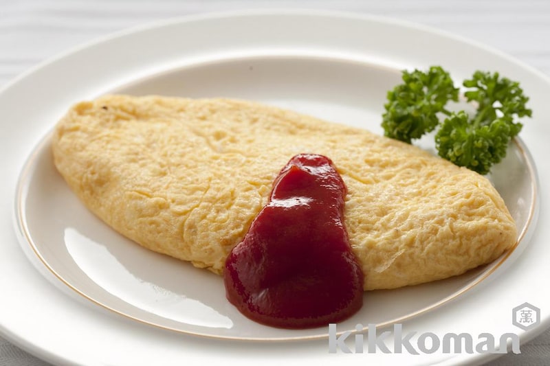 プレーンオムレツ【卵だけ!人気のふわふわ食感】