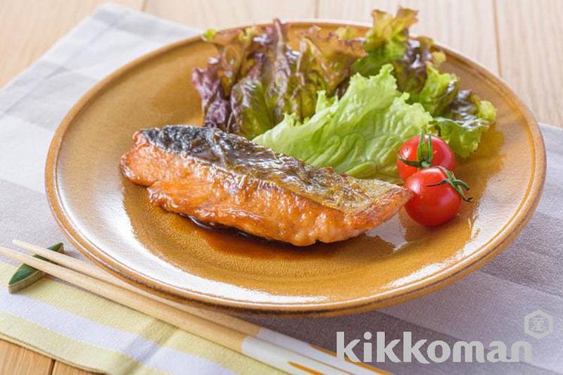 鮭のだしバタームニエル【フライパンで!めんつゆで簡単味付け】