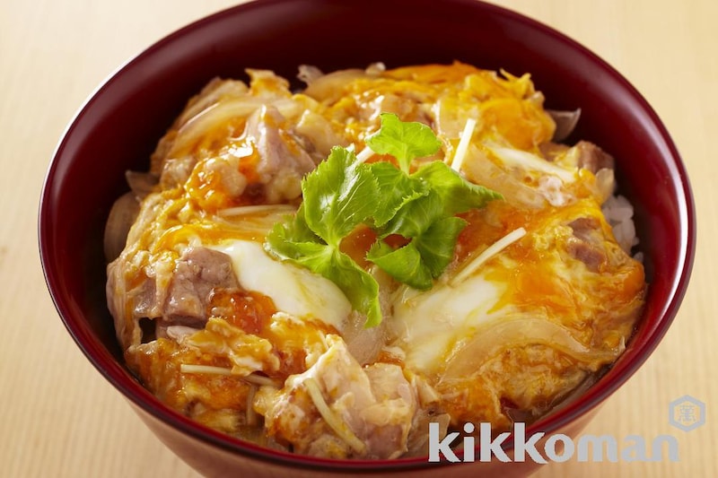 親子丼【しょうゆとみりんと砂糖で人気の定番味】