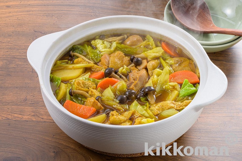 だし味しっかりカレー鍋【鶏ももとキャベツで!簡単つゆですぐでき人気味】