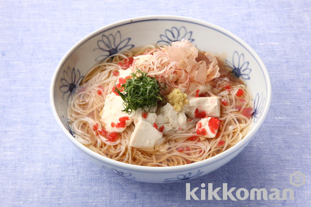 薬味たっぷり冷ややっこそうめん（賛否両論　笠原氏）