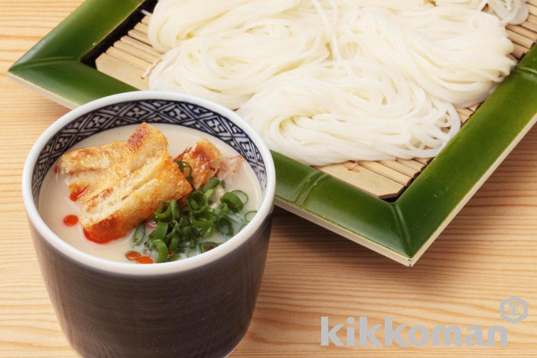 カリカリお揚げのピリ辛豆乳そうめん