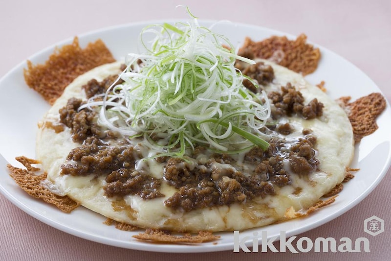 フライパンで肉みそピザ
