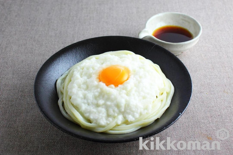 たたき長芋のONたまうどん