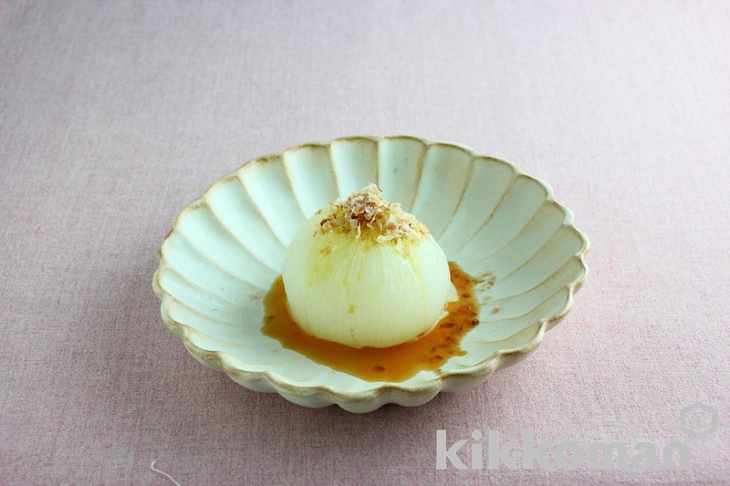 とろっと甘い!丸ごと新たまねぎのレンチン蒸し【レンジで簡単副菜】