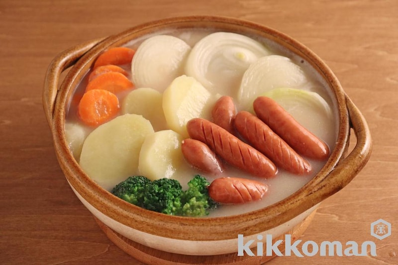 子どもが喜ぶウインナー豆乳鶏白湯鍋(濃厚豆乳鍋 コク旨鶏白湯使用)