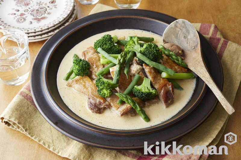 香ばしチキンの焼肉のたれクリームソース