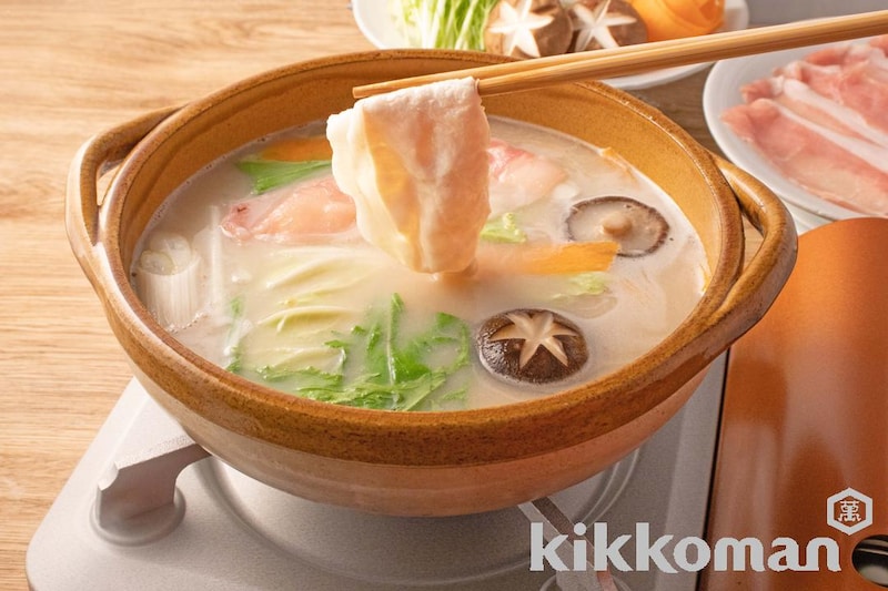 鰹だし香る豆乳しゃぶしゃぶ(濃厚白だし豆乳鍋使用)