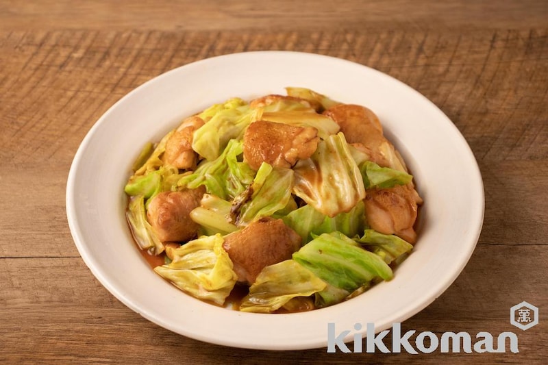 鶏とキャベツのガリバタ醤油炒め(うちのごはん使用)