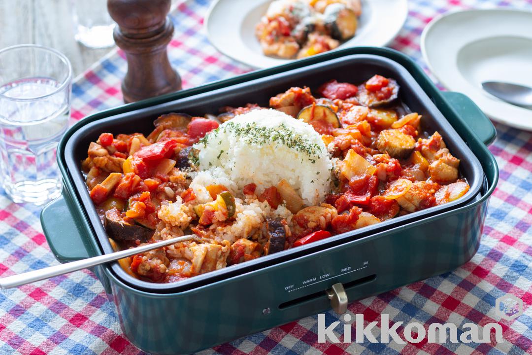 ホットプレートで！ゴロゴロチキンと野菜のトマトチーズリゾット