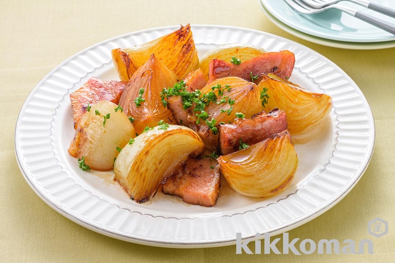 玉ねぎとベーコンのしぼ生焼き【味つけは生しょうゆだけ】