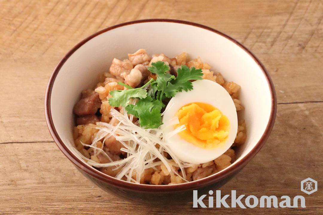 炊飯器でルーロー飯風炊き込みご飯