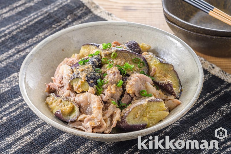 レンジで簡単!なすと豚こまのごま酢和え