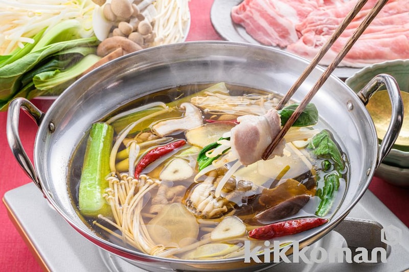 唐辛子と山椒で!シビ辛スープしゃぶしゃぶ