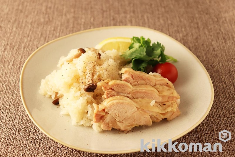 味つけ簡単!ハイナンチキンライス風 炊き込みごはん