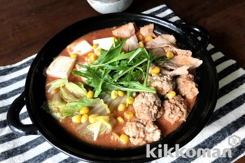 トマト豆乳鍋(山本ゆりさん・リコピンリッチトマト飲料使用)