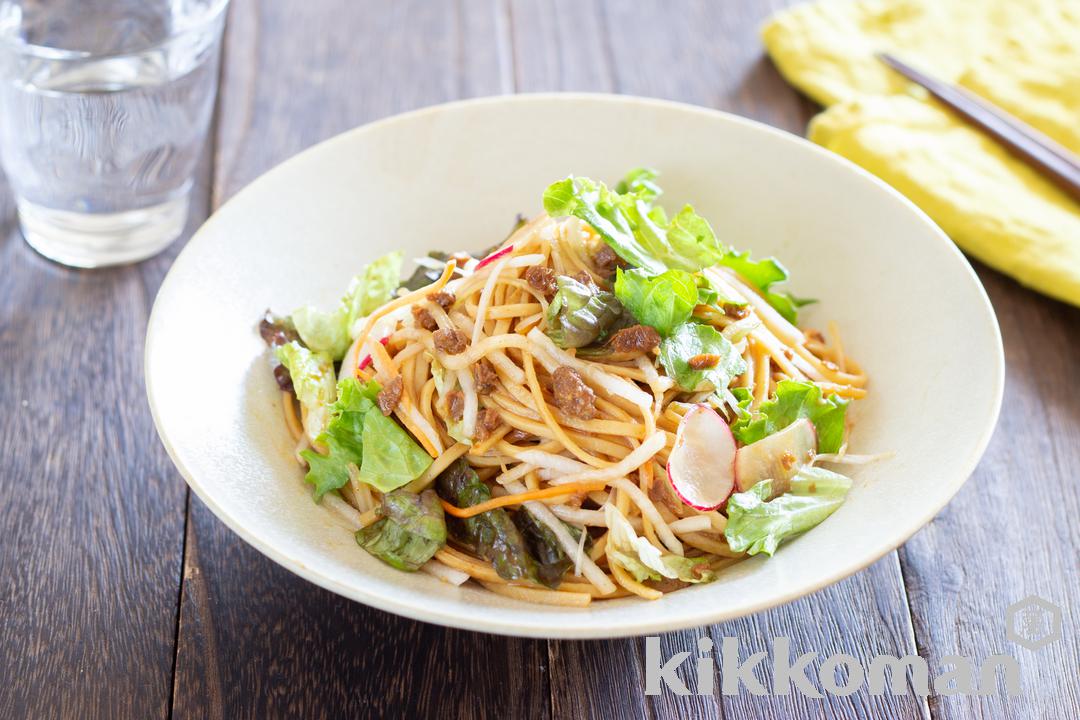 カット野菜の汁なし担々麺風（大豆麺使用）