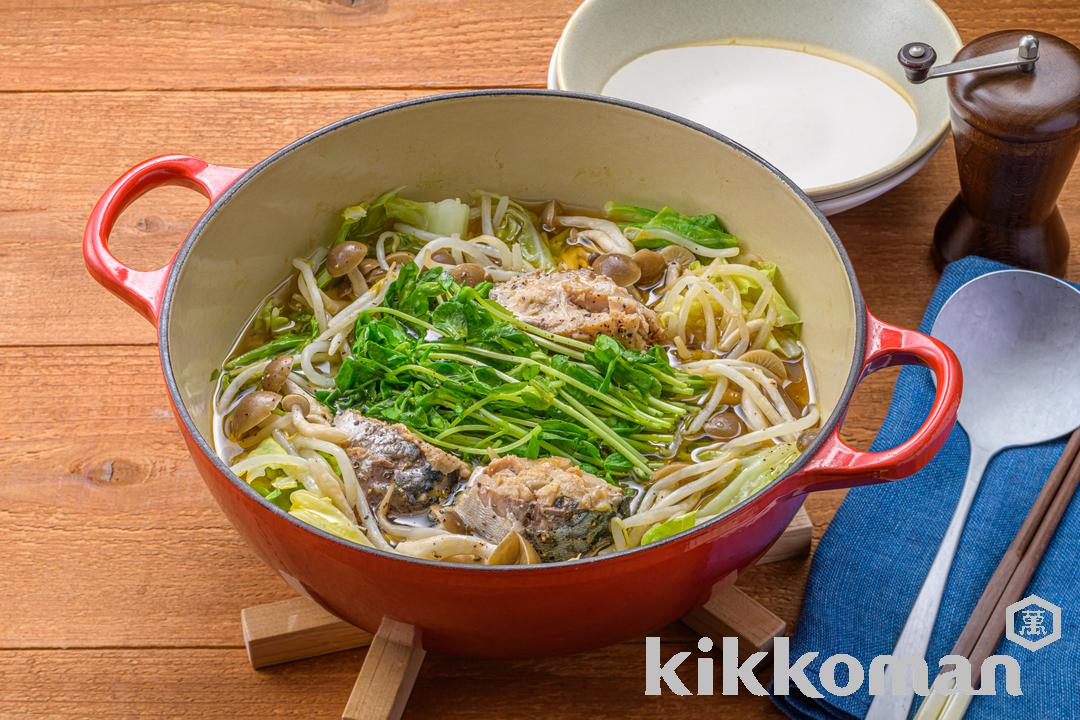 つゆとごま油でおいしい！さば缶と豆苗の無水鍋