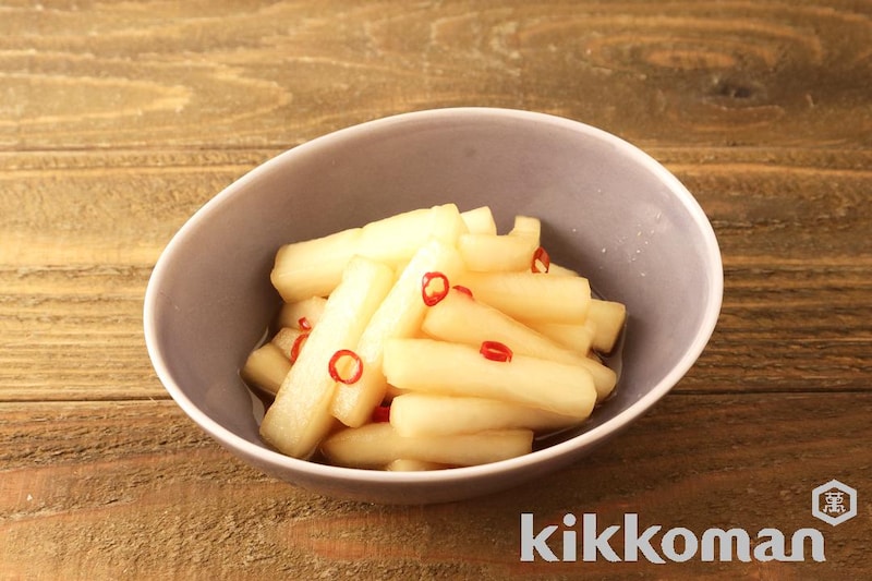 ごま油香る!大根のピリ辛漬け