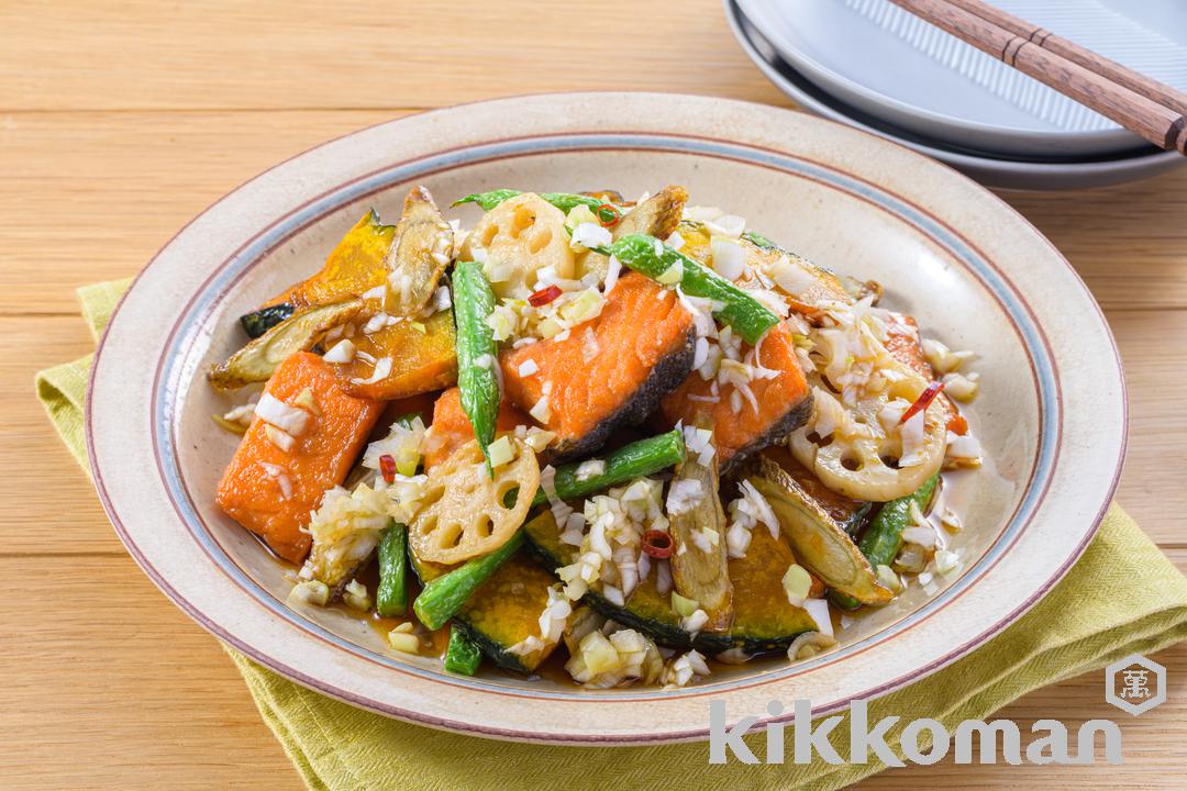 鮭と素揚げ野菜の南蛮漬け【ご飯のすすむ野菜たっぷり人気主菜】