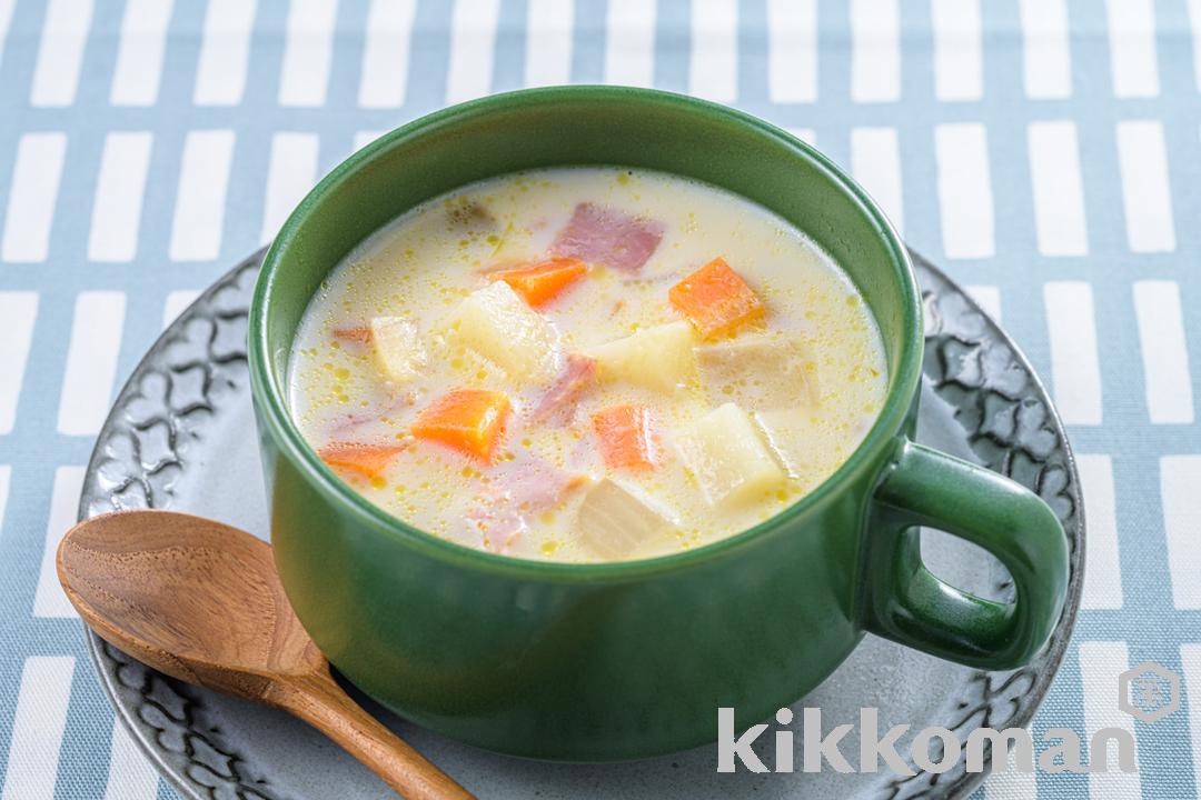たっぷり野菜の豆乳スープ（ゆる減塩レシピ）