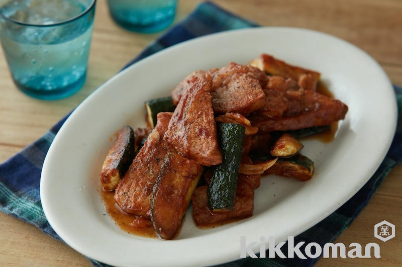 バーベキューポーク【人気素材ズッキーニと豚ロースで】