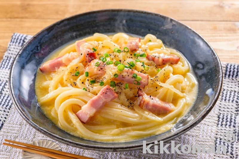レンジで簡単!和風カルボナーラうどん