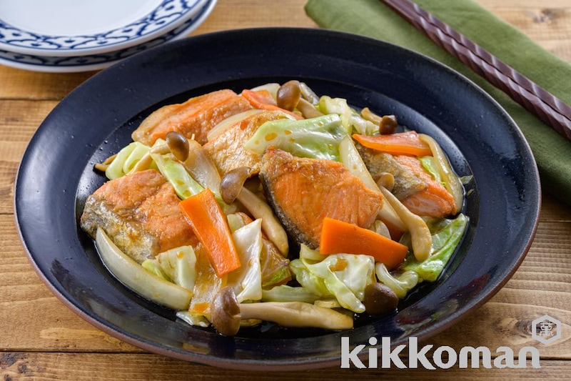鮭と野菜の照り焼き炒め（基本のおかずつゆ使用）