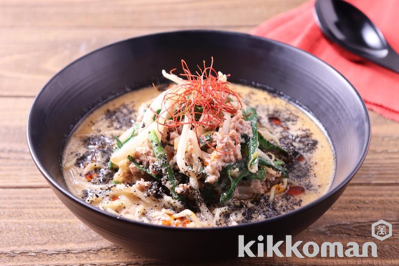 焼肉のたれと豆乳で簡単!黒ごま担々麺風