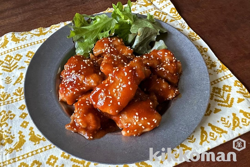 電子レンジで簡単!揚げないヤムニョムチキン風(山本ゆりさん)