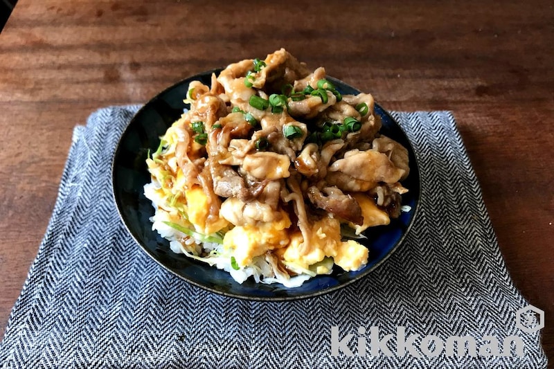 ふわとろ卵豚丼(山本ゆりさん)