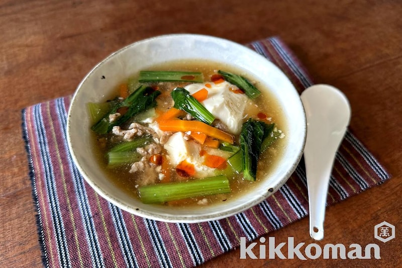 小松菜とひき肉のとろみ豆腐スープ(山本ゆりさん)