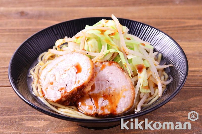 豚脂だれでつくる!やみつきラーメン(豚脂にんにく醤油だれ使用)