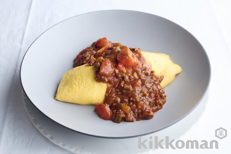 リコピンリッチの濃厚オムカレー(たいめいけん三代目茂出木シェフ監修)