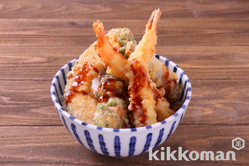 豚脂だれのやみつき天丼(豚脂にんにく醤油だれ使用)